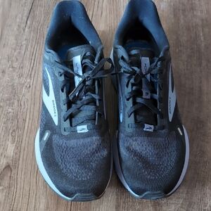 Brooks Black Running Shoes